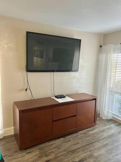 Lovely 2-Bedroom Condo Next To At&T Stadium Arlington Extérieur photo