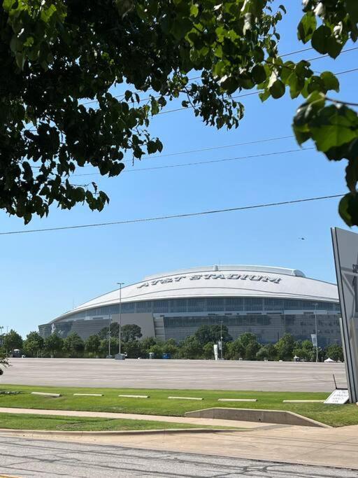 Lovely 2-Bedroom Condo Next To At&T Stadium Arlington Extérieur photo